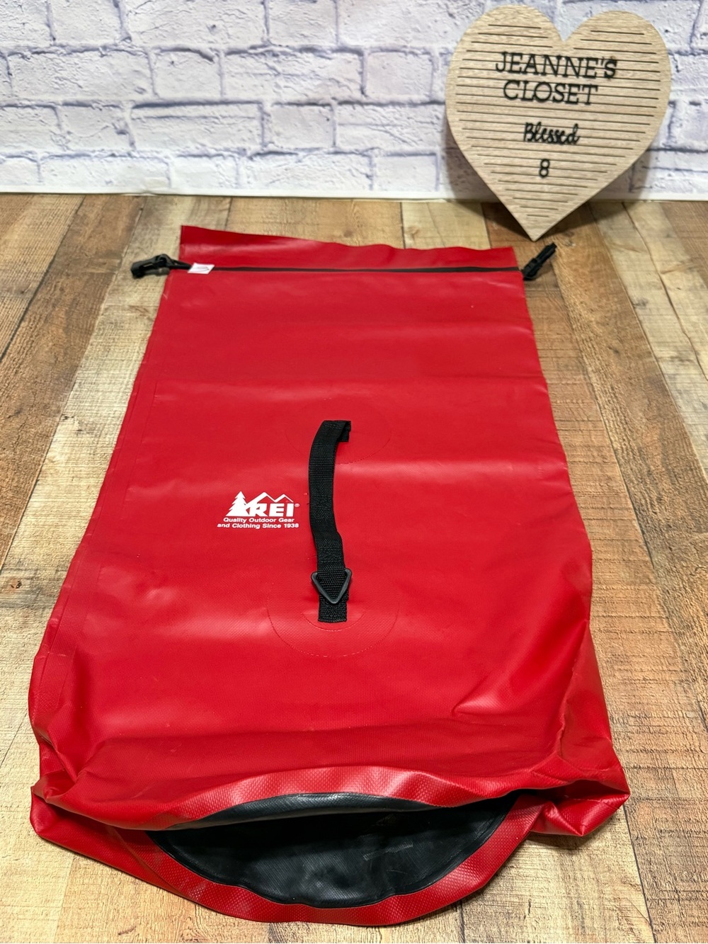 Vintage REI Red Waterproof-Style Roll Top Dry Bag Sack with Buckle Closure